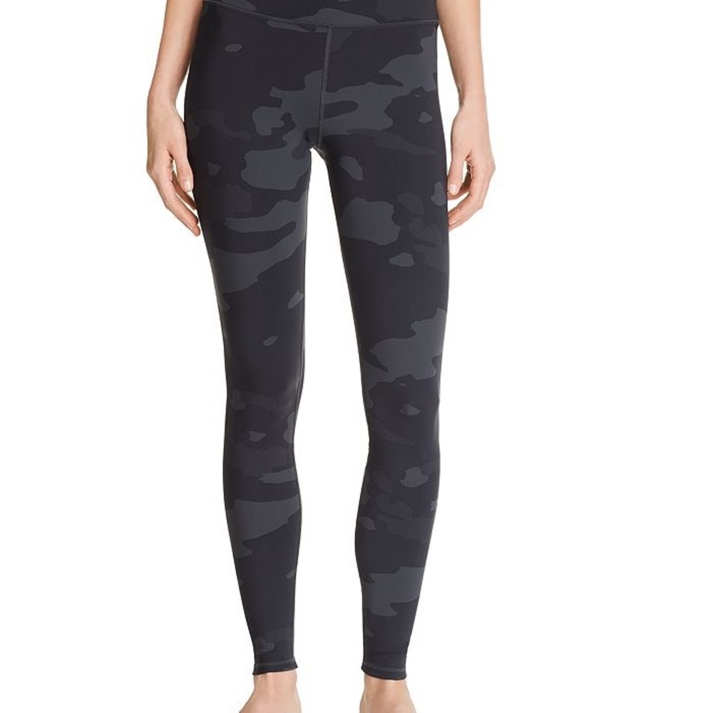 Alo Yoga High Waist Vapor Leggings Black Camo Leggings Small